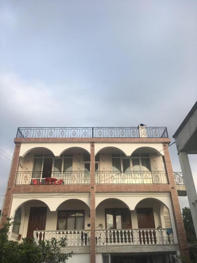 Merab House Batumi Exterior foto